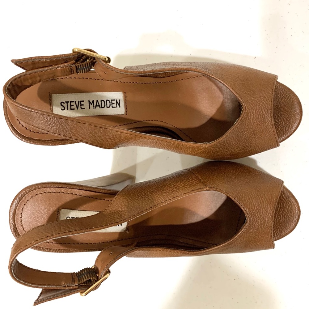 Steven Madden Brown Wedge Shoe (size: 7) - Picture 12 of 16